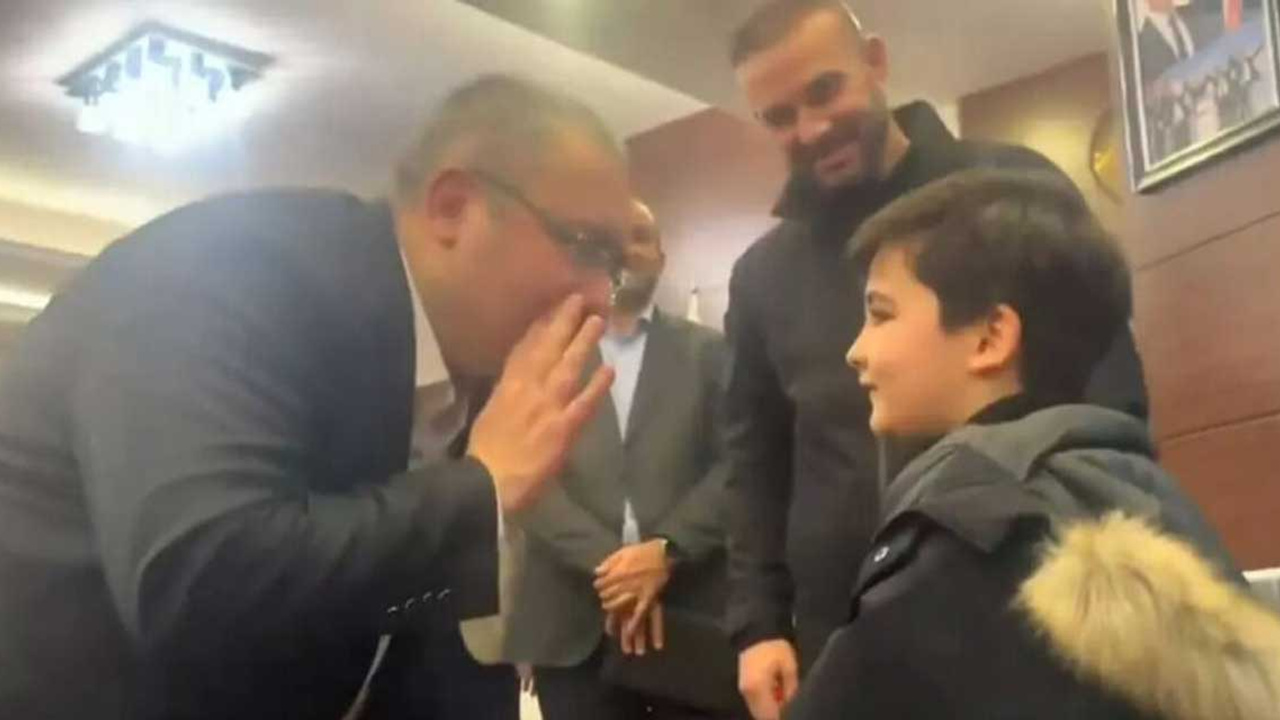 Mesut Özarslan’dan “Rüşvet” diyaloğu özrü: Umut Akdoğan "Haddini aşan bir ifade" dedi, Özarslan özür diledi