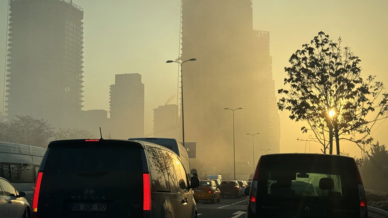 Ankara ve çevre illerde yoğun sis etkili oldu: Meteoroloji'den uyarı