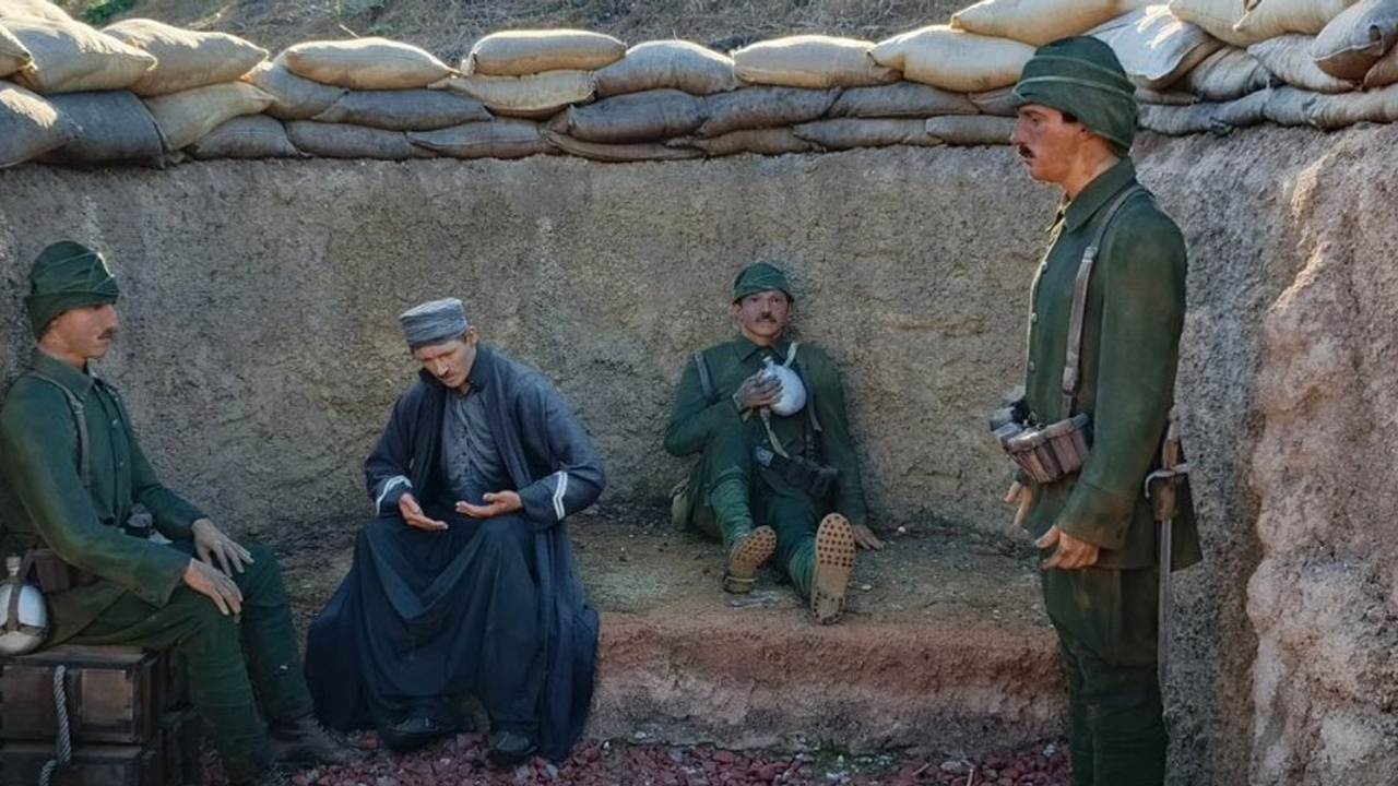 Çanakkale'deki siperler tarihe ışık tutmaya devam ediyor