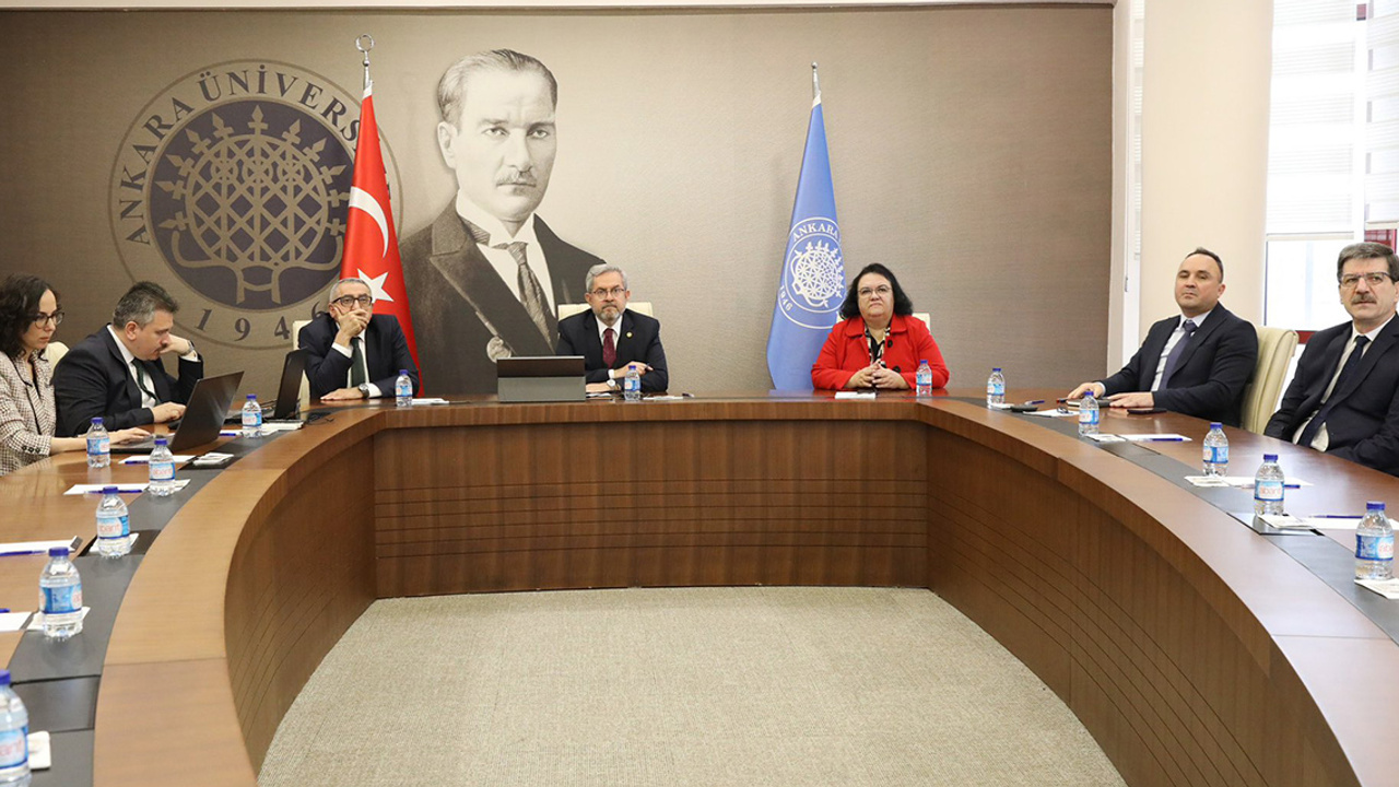 Ankara Üniversitesi depremden etkilenen öğrencileri YKS’ye hazırlıyor