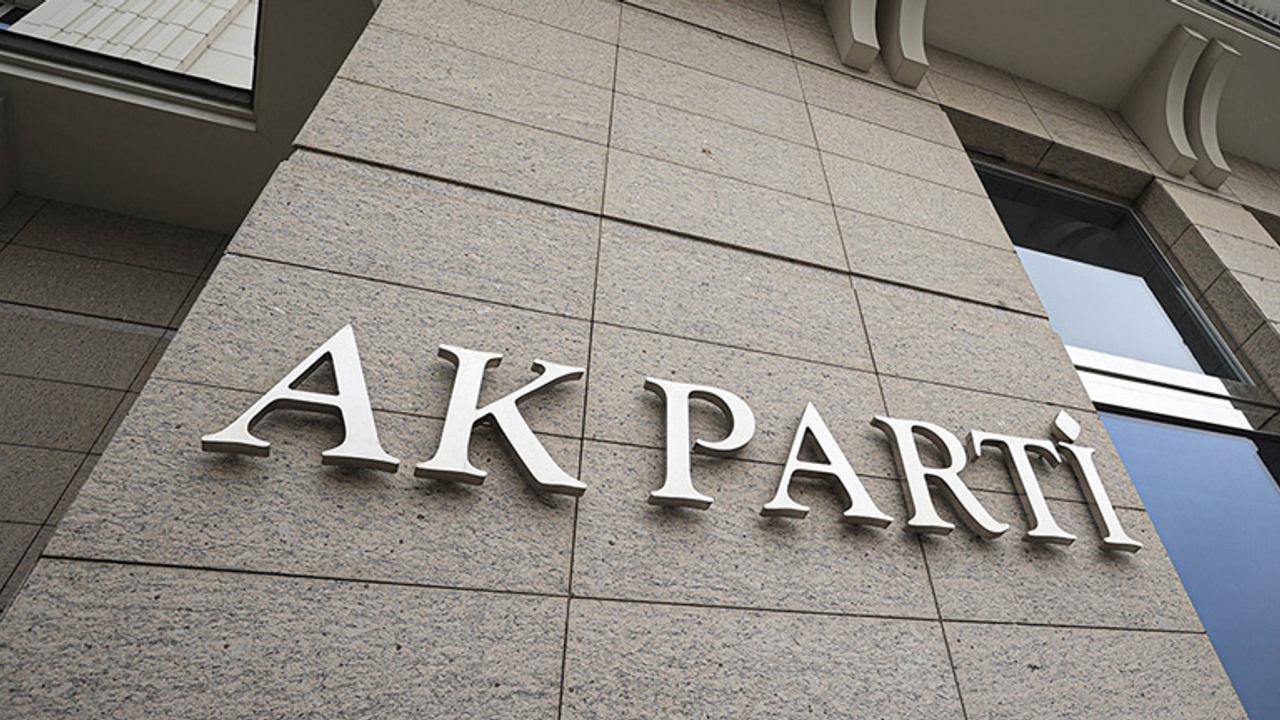 AK Parti, deprem bölgesinden 4 il başkanlığına atama gerçekleştirdi