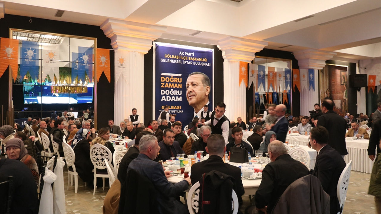 AK Parti Gölbaşı İlçe Teşkilatı iftarda buluştu