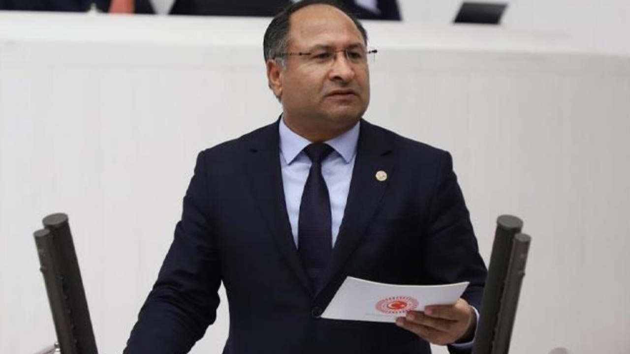 "Halil İbrahim sofrasında Romanlar var mı?" diye soran CHP İzmir Milletvekili Özcan Purçu istifa etti!