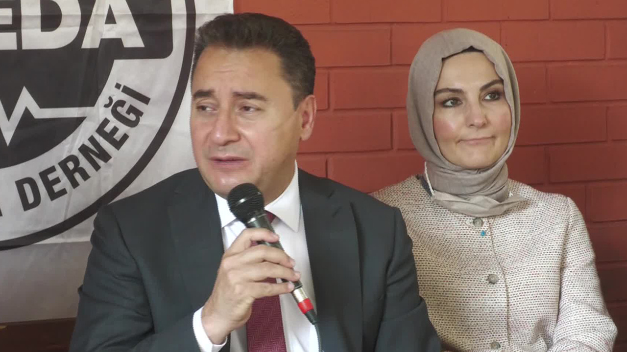 Ali Babacan'ın eşi bakın kim? Ülkü Zeynep Babacan kimdir?