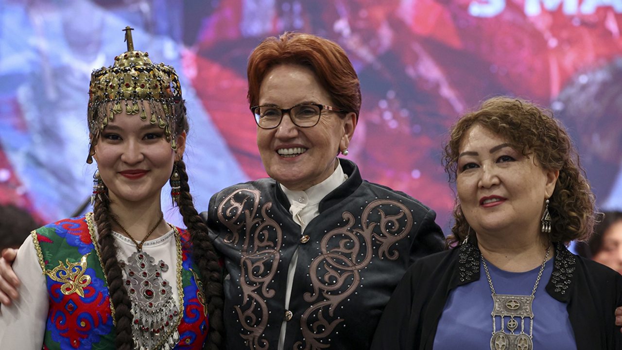 Akşener, Türkçülük Günü Programı'nda konuştu