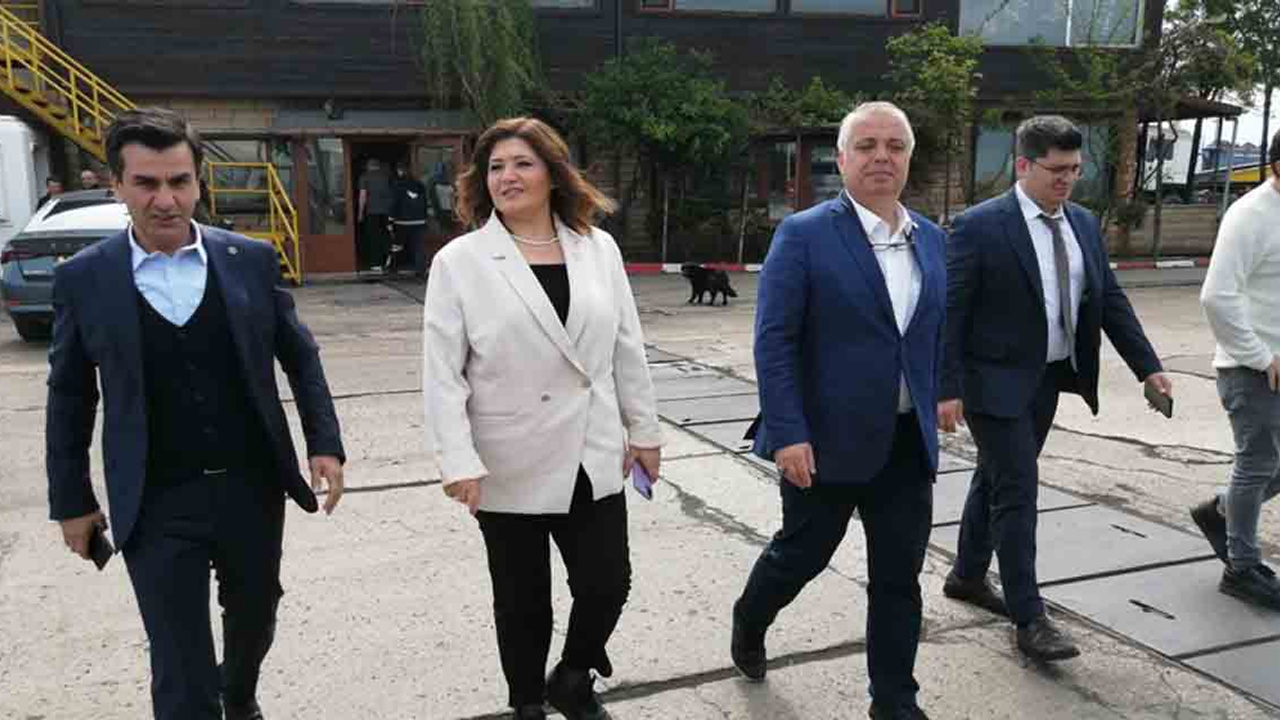 Hamşioğlu: Sanayiciler yatırım için çekimser kalmamalı