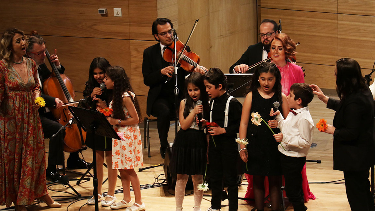 Ankara’da deprem anneleri için anlamlı konser