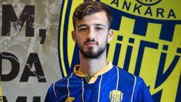 Ankaragücü'ne ROGON'dan bir transfer daha: 21 yaşındaki Mesut Kesik Ankaragücü'nde