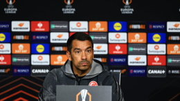 Bronckhorst: "İyi bir takıma karşı oynayacağız"