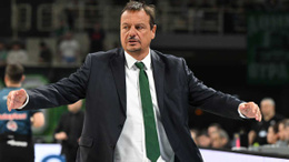 Ergin Ataman'lı Panathinaikos, Olympiakos'u devirdi