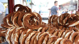 Ankara'da seyyar simit tezgahında fare görüntülendi: Belediye el koydu