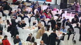 Depremzedeler ile 'Gönül Birliği Bereket Sofrası'nda buluşuldu