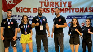 Yenimahalle Belediyesi Kick Boksta 4’te 4 yaptı