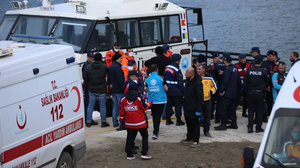 Çanakkale'de bot battı: 2'si bebek 20 kişi öldü!