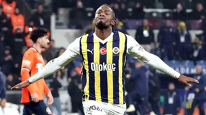 Galatasaray'dan Fenerbahçe'ye transfer çalımı: Belçikalı yıldız Batshuayi Galatasaray'da