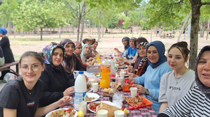 Pursaklar'da kursiyerler piknik etkinliğinde bir araya geldi