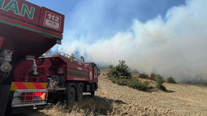 Kahramanmaraş'ta ormanlık alanda çıkan yangına müdahale ediliyor