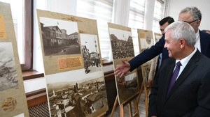 Başkan Şahin, "Bir Başkent'in Doğuşu" fotoğraf sergisini ziyaret etti