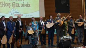 Kahramankazan'da Aşıklar Gecesi: Birbirleriyle atıştılar