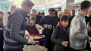 Kahramankazan Belediyesi’nden vatandaşlara sıcak çorba ikramı