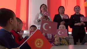 5 Bin kilometre öteden depremzede çocuklara oyuncak gönderdiler