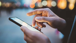 Akıllı telefon hastalığı: "Smartphone pinky"