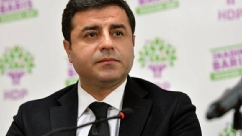 Cezaevindeki Demirtaş'a Kötü Haber Hayatını Kaybetti