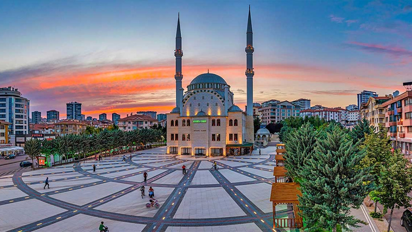 Pursaklar'da sosyal alanlar yenilendi!