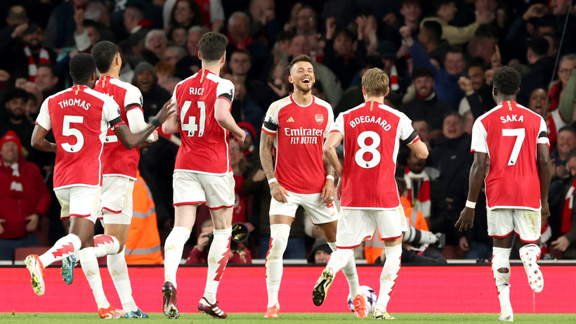 Londra Derbisi'nde Arsenal 5'ledi