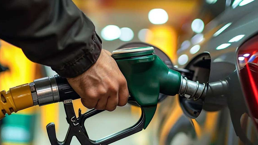 Benzin ve motorine indirim müjdesi: O gece tabelaya yansıyacak!