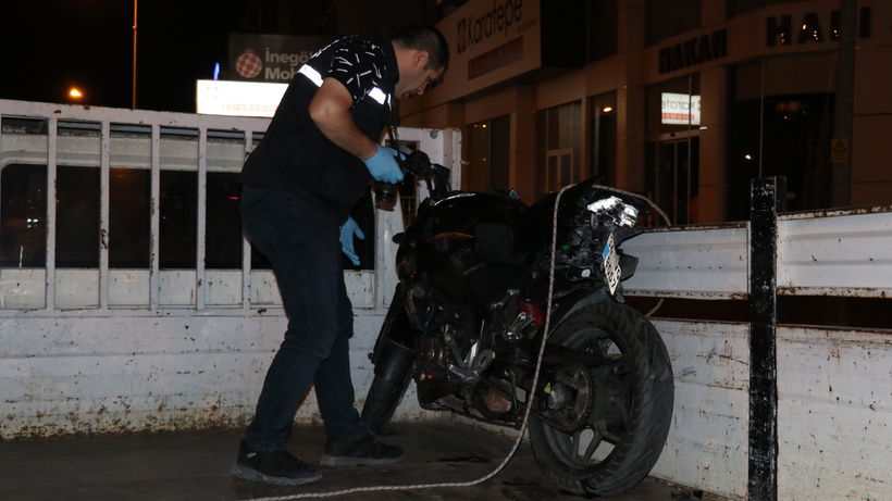 Trafik kazasında motosikeltteki kişi de öldü