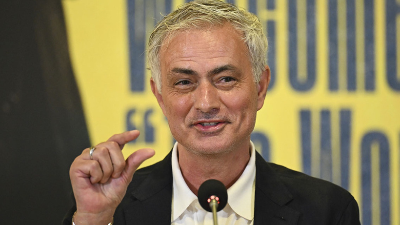 Fenerbahçe'de J. Mourinho transfer için gaza bastı: En az 5 yeni isim istiyor