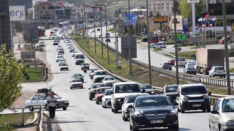 Kırıkkale'de onlarca araç trafikten men edildi!