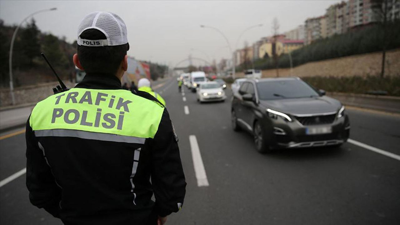 Anadolu Otoyolu'nu kullanacak sürücülerin dikkatine! Ankara istikameti trafiğe kapatıldı!