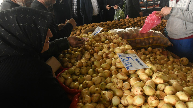 Haymana’da kuru soğanın kilosu 5 lira oldu