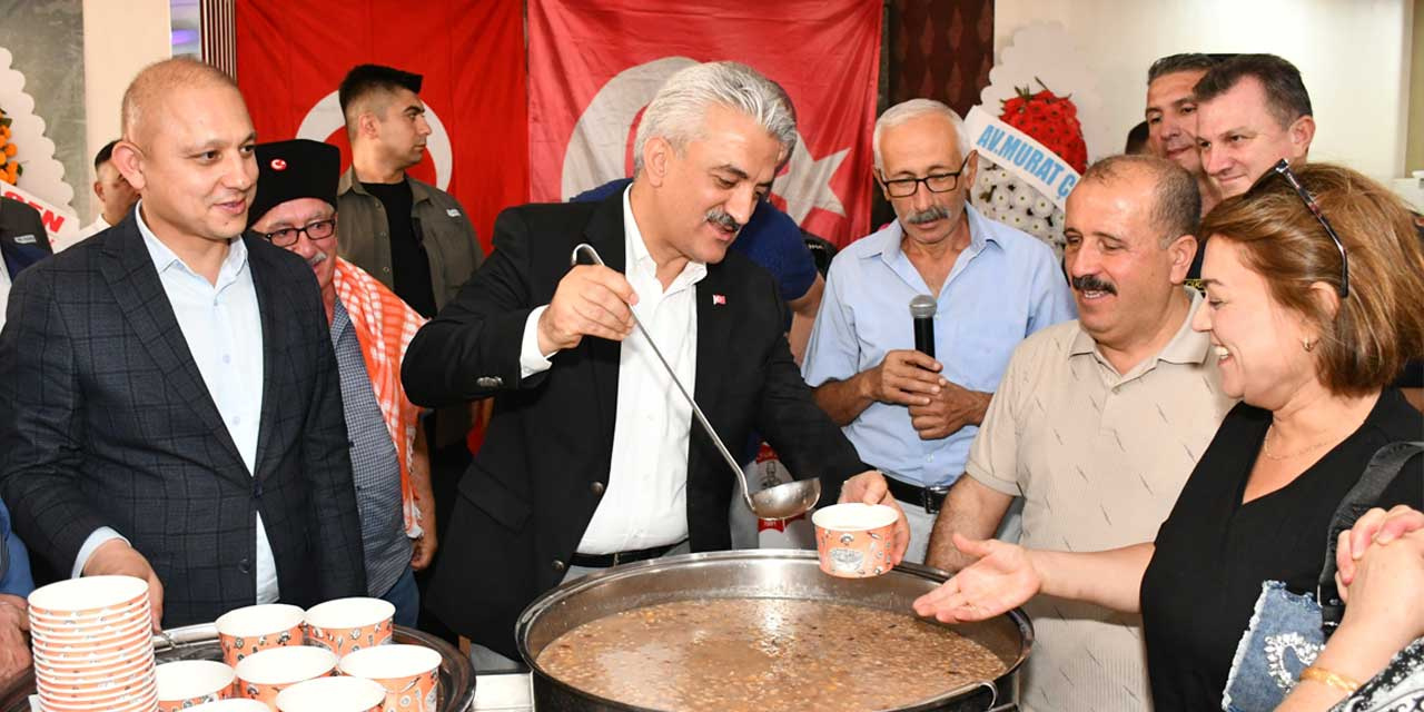 Kırıkkale'de birlik ve beraberlik mesajı: Aşure lokması etkinliği düzenlendi