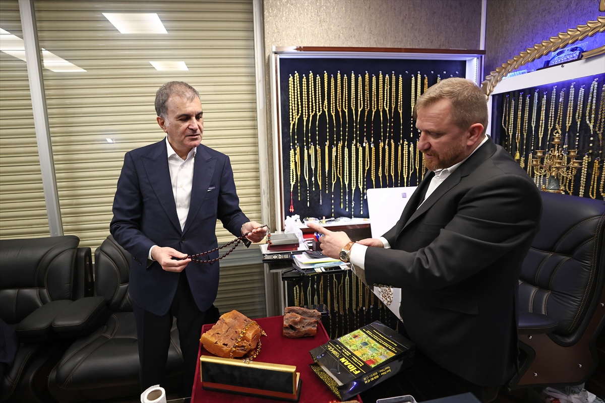 1-ak-parti-sozcusu-omer-celik-adanada.jpg
