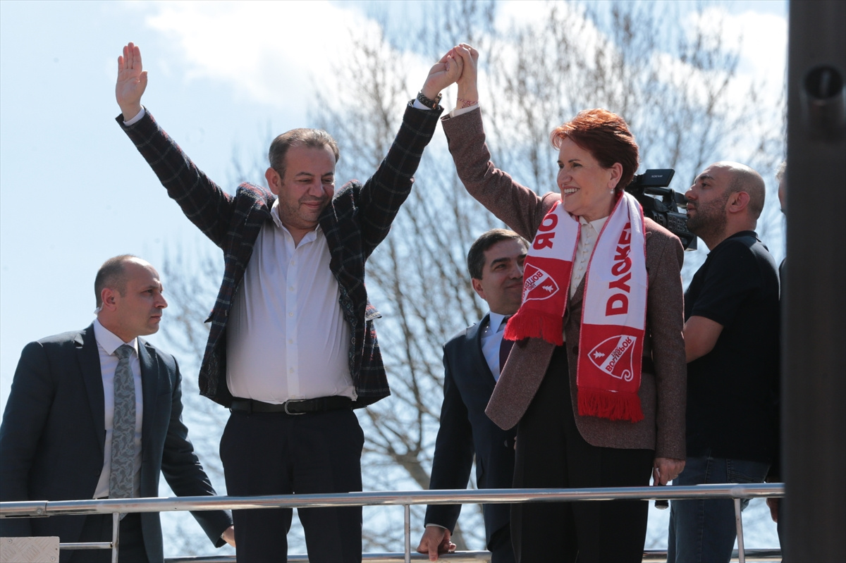 1-iyi-parti-genel-baskani-aksener-boluda-konustu.jpg
