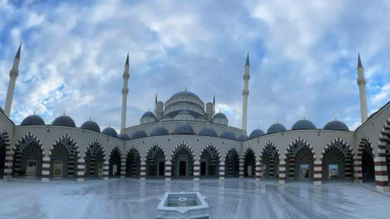hatime-ana-ulu-camii-aa-1752936.jpg