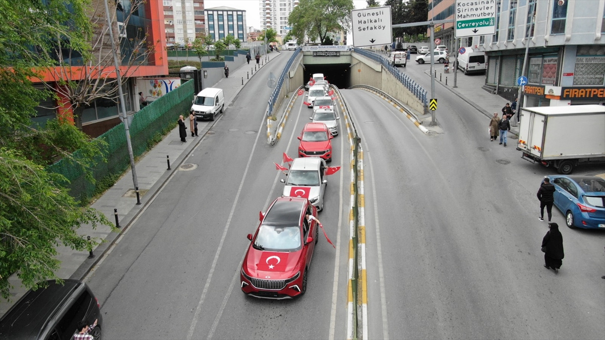 5-bagcilarda-engelli-genclere-togg-esliginde-asker-ugurlama-konvoyu-duzenlendi.jpg