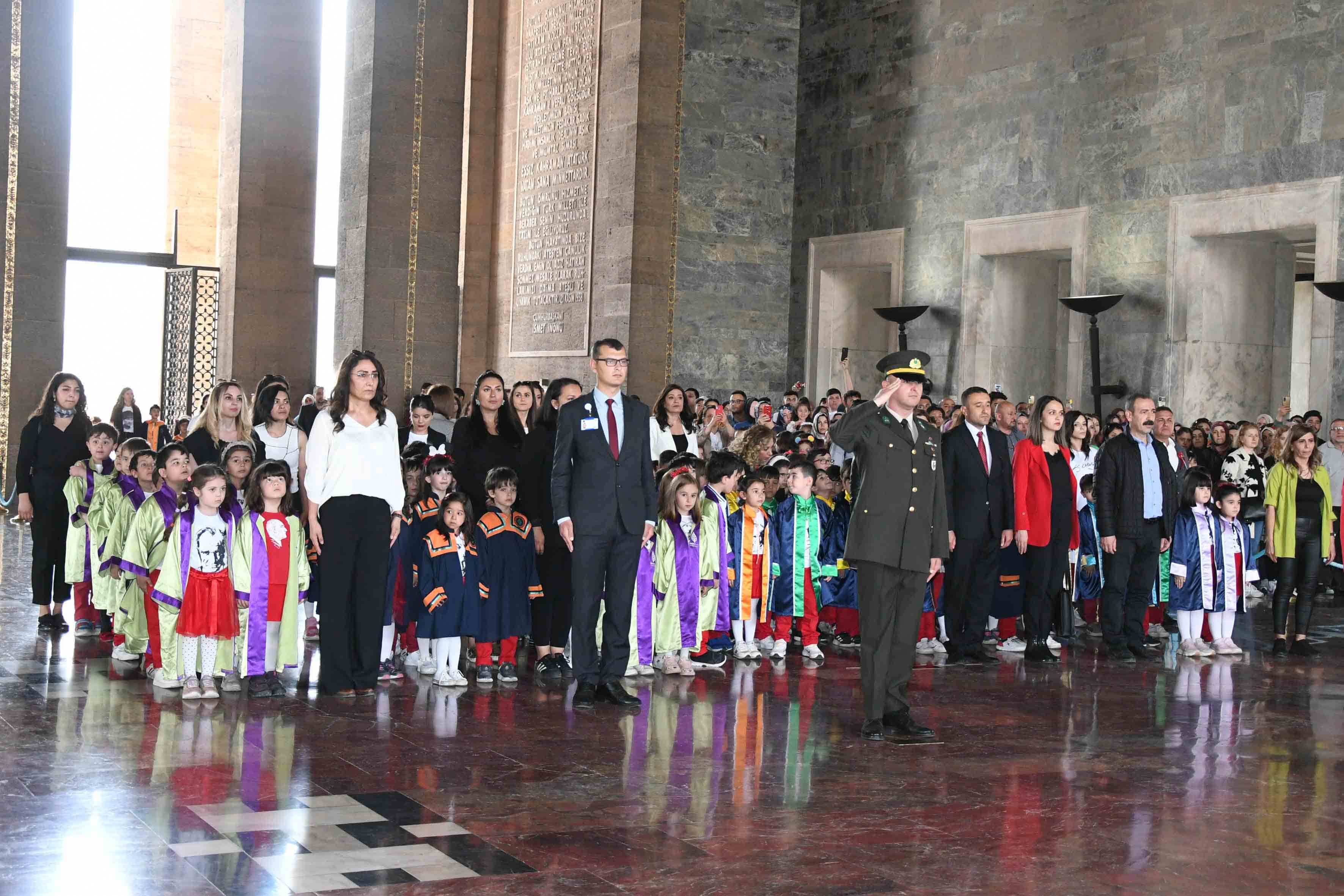 2023-05-25-kres-cankaya-belediyesi-kresleri-anitkabir-ziyareti-mezuniyet-4.jpg