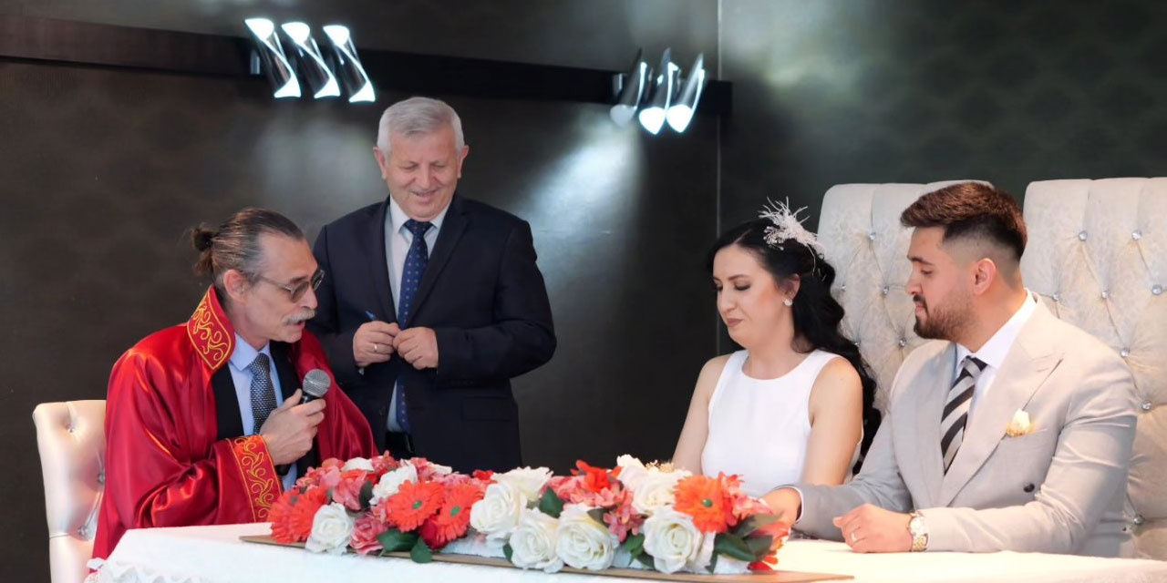 besikcioglu-nikah.jpg