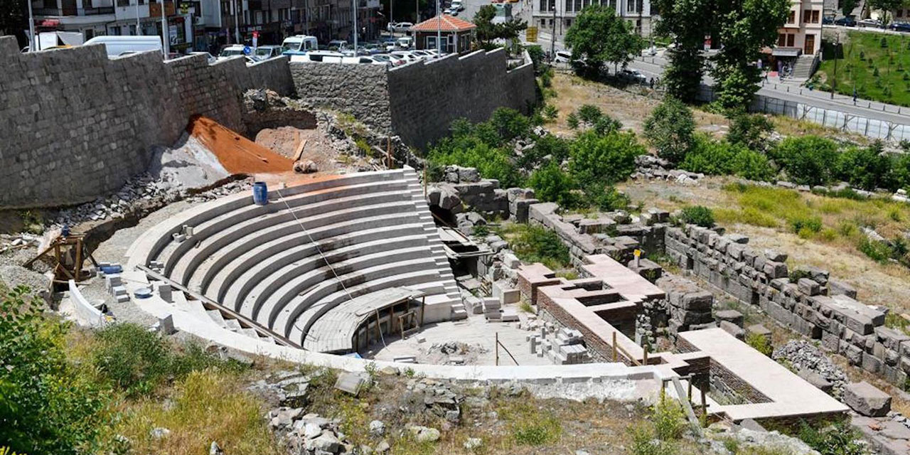 tiyatro.jpg