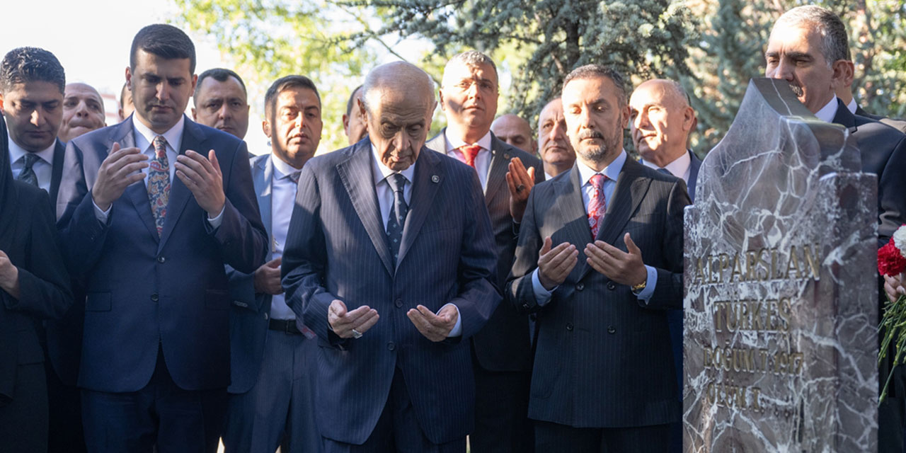 bahceli-turkes.jpg
