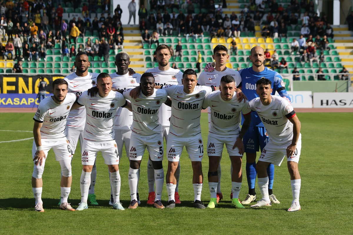 aa-20241110-36158138-36158131-sanliurfaspor-genclerbirligi.jpg